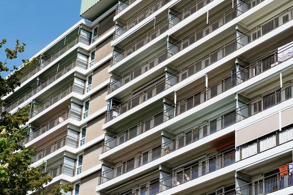 Groot onderhoud Mozartflat aan de Mozartlaan te Delft
